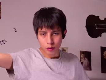 s_a_t_u_r_n webcam model stream image
