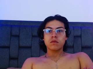 bladesensual webcam model stream image