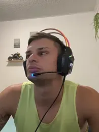 Fitmanx webcam model stream image