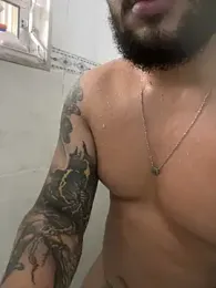 ricciro webcam model stream image