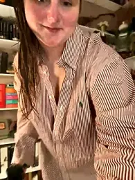 GingerSnap33 webcam model stream image