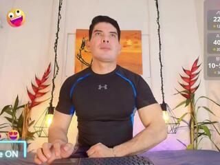 Andrew Hallss webcam model stream image