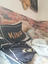 kriszy_baby webcam model stream image
