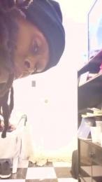 Prettimomma2424 webcam model stream image