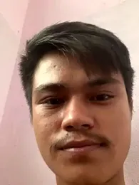 Hullax webcam stripchat model stream image