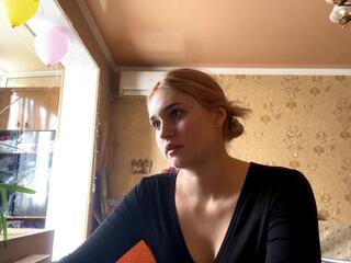 Laree Lemin webcam model stream image