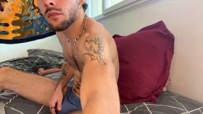 yourb0i webcam model stream image