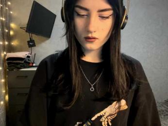 meowluly webcam model stream image