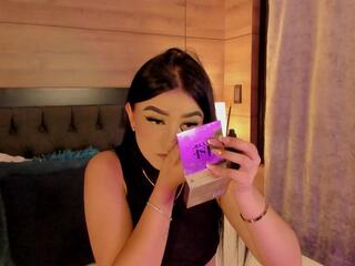 Meghan Thompson webcam model stream image