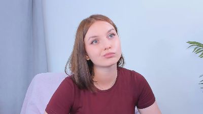 KristleIkeard webcam model stream image