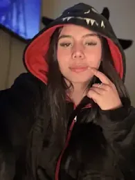 Laura-Khalifa webcam model stream image