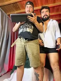 alejandress_and_skull webcam model stream image