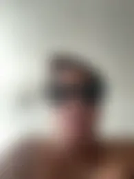 Flora_974 webcam model stream image