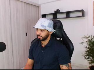Donn Cruz webcam model stream image