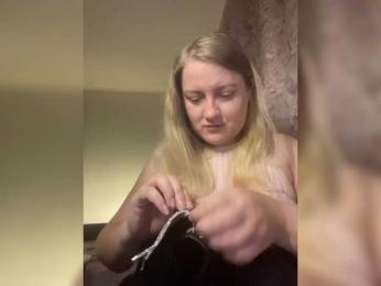 SashulyaAsd webcam bongacams model stream image