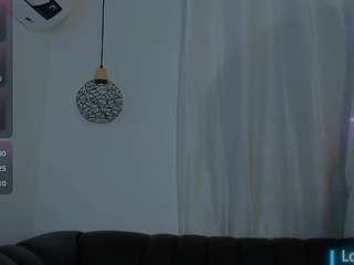 zou-quira webcam model stream image