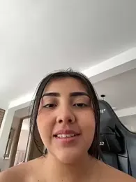 Lupe_19 webcam model stream image