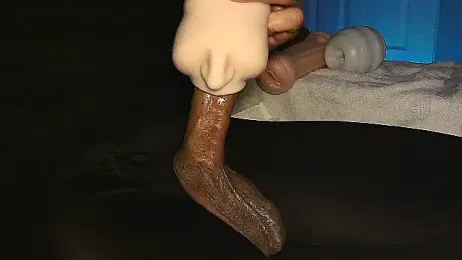 GRiZZLYBONE webcam model stream image