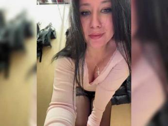 Lune webcam model stream image