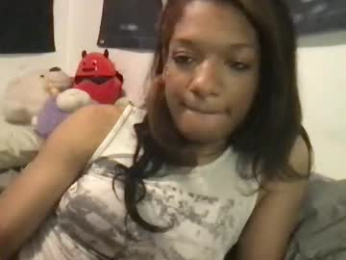 harmonycoxx_ webcam model stream image
