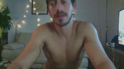 YoucallmeRobert webcam model stream image