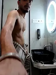 skinnyyyyyyyyy webcam model stream image