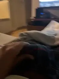 Hiuwee webcam model stream image