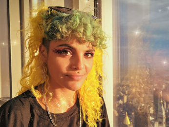 LilaBratz webcam model stream image