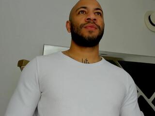 Aron Fenix webcam model stream image
