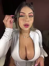 MiaWhitePink_ webcam stripchat model stream image