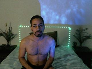 Dante Miro webcam model stream image
