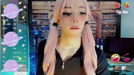 moon_sweet- webcam model stream image