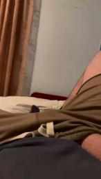 Gutipetit webcam model stream image