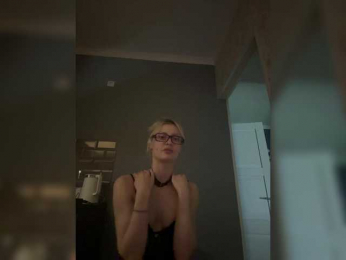 alevtino4kaa webcam model stream image