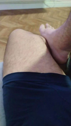 LeoMaduro webcam model stream image