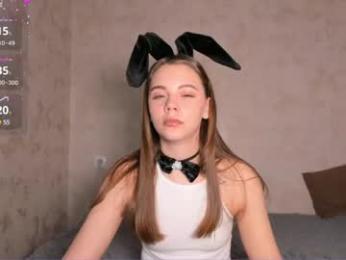 mia_com webcam model stream image