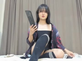 lina_o webcam model stream image