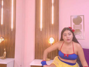 LunaJones webcam model stream image