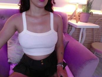 GagingBriana webcam model stream image