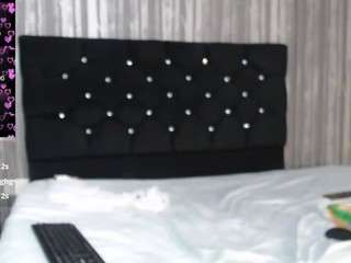 alicee-moonn webcam model stream image