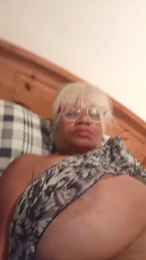 Tetasricas56 webcam model stream image
