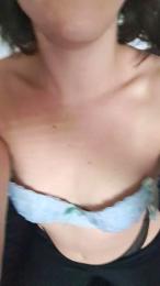 Ojitosbonitos69 webcam model stream image