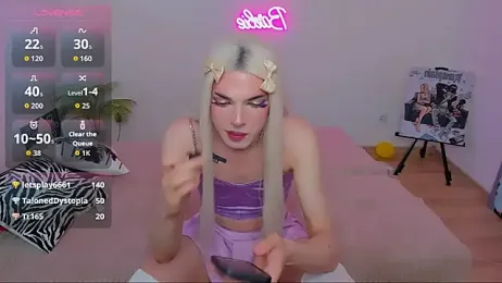 YourTrixie webcam model stream image