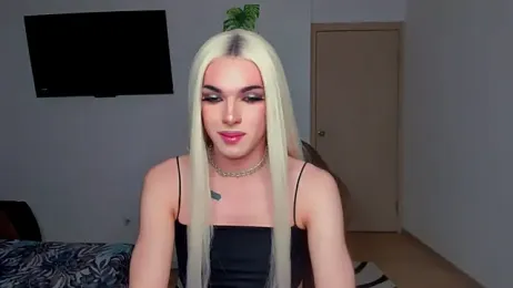 YourTrixie webcam model stream image