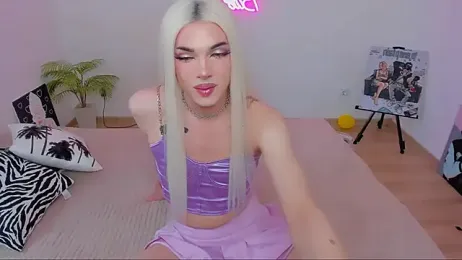 YourTrixie webcam model stream image