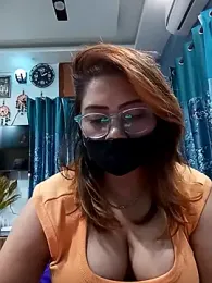 Cute-mona webcam model stream image