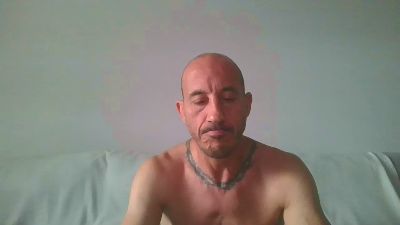 Mons75 webcam model stream image