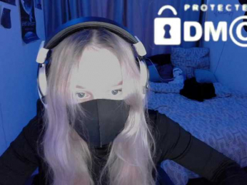 qwertikcam webcam bongacams model stream image