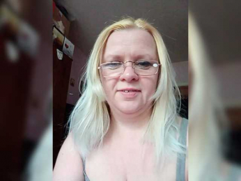 -WhiteQueen- webcam model stream image