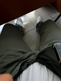 onbifeet webcam model stream image